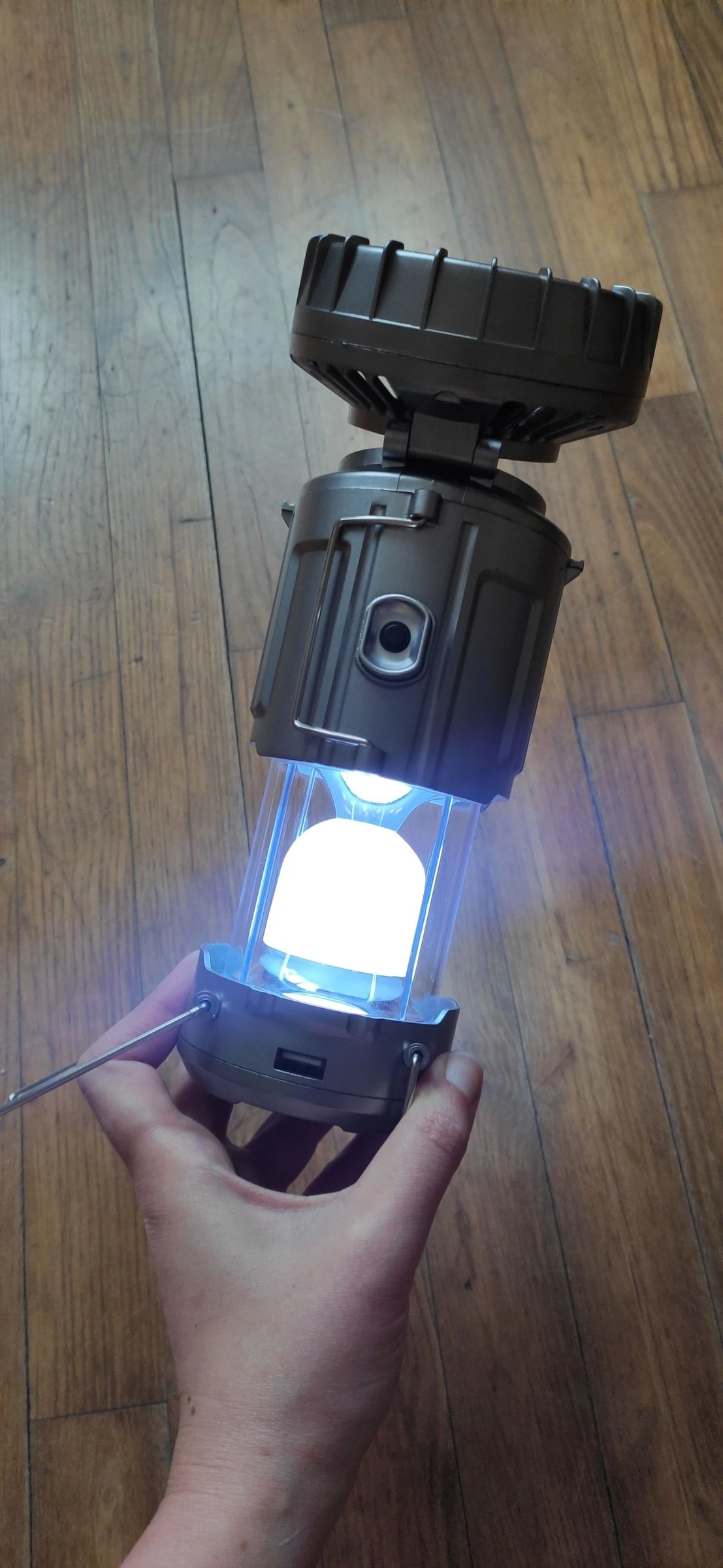 Kleine zonneventilator met lamp – photo 2